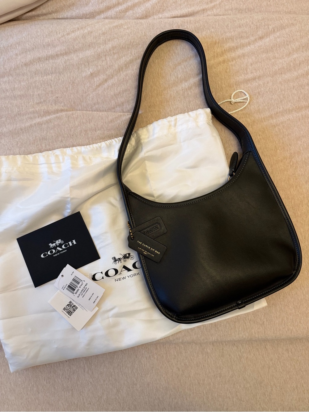 Coach The Curve Zip Bag Limited Re-Edition NWT